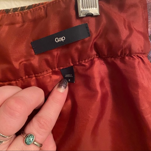 Red Plaid GAP Miniskirt w/Buttons, sz. 0 💋 - Picture 4 of 7